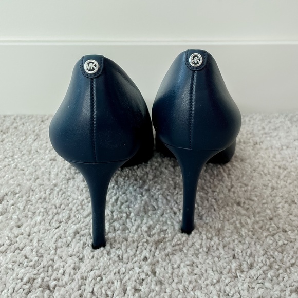 Navy Blue Michael Kors Heels - Picture 3 of 7